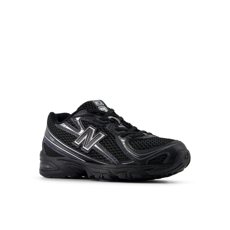 New Balance 740 GS