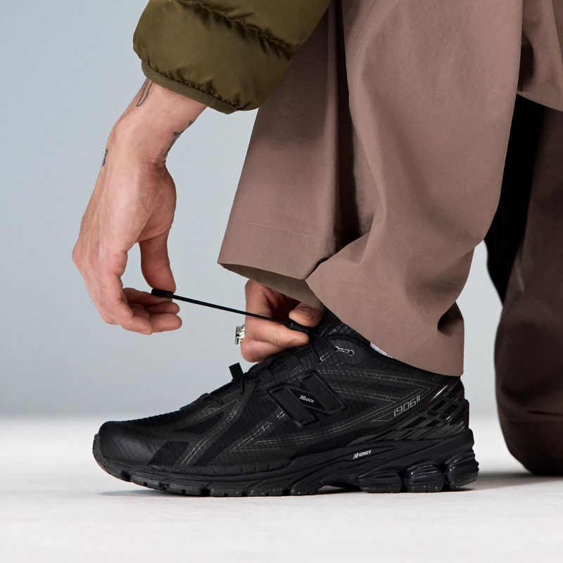 New Balance 1906