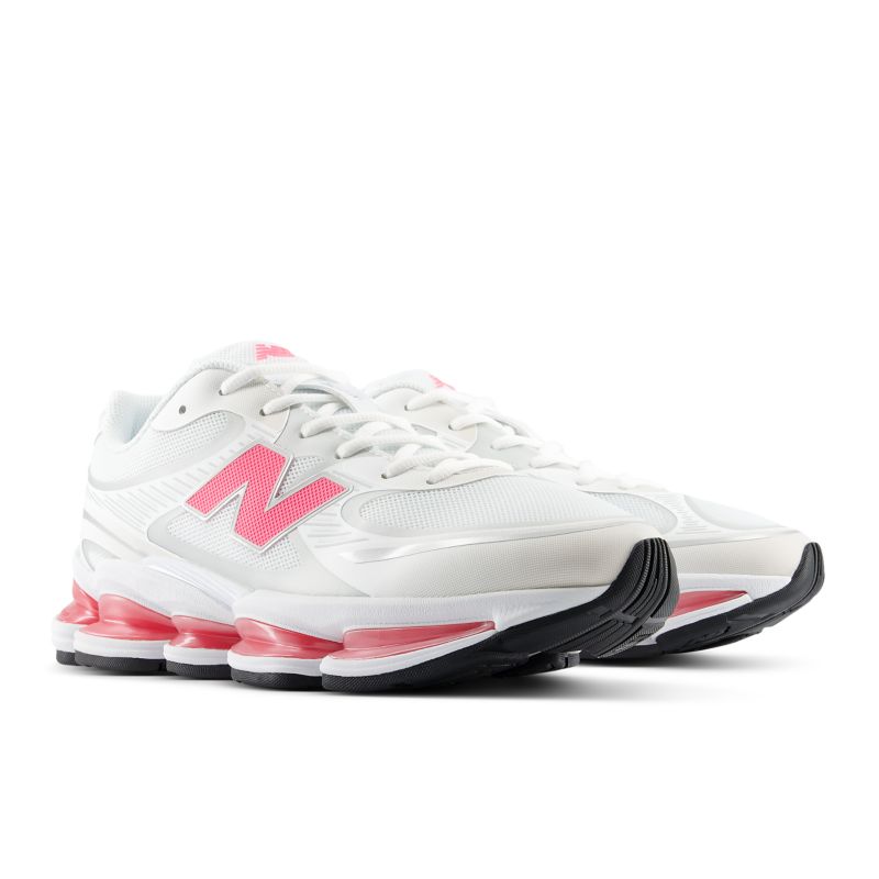 New Balance 2000 White/ Lighter Pink Heat