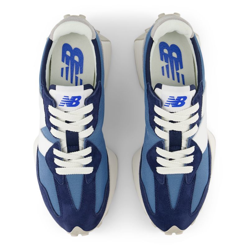 New Balance 327