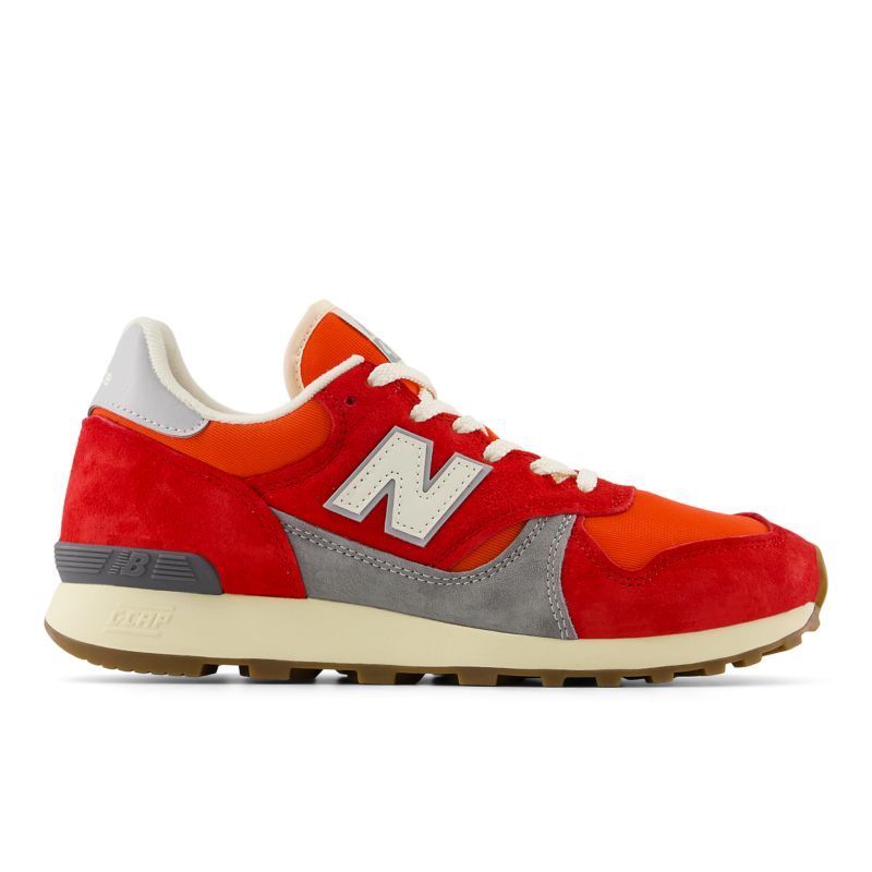 New Balance 475