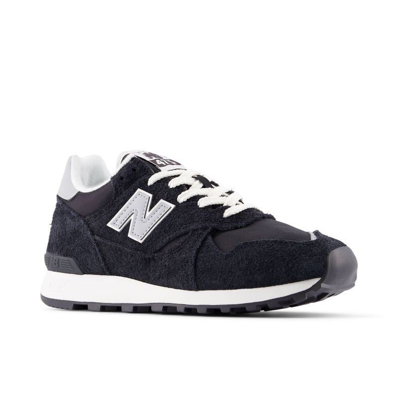 New Balance 475
