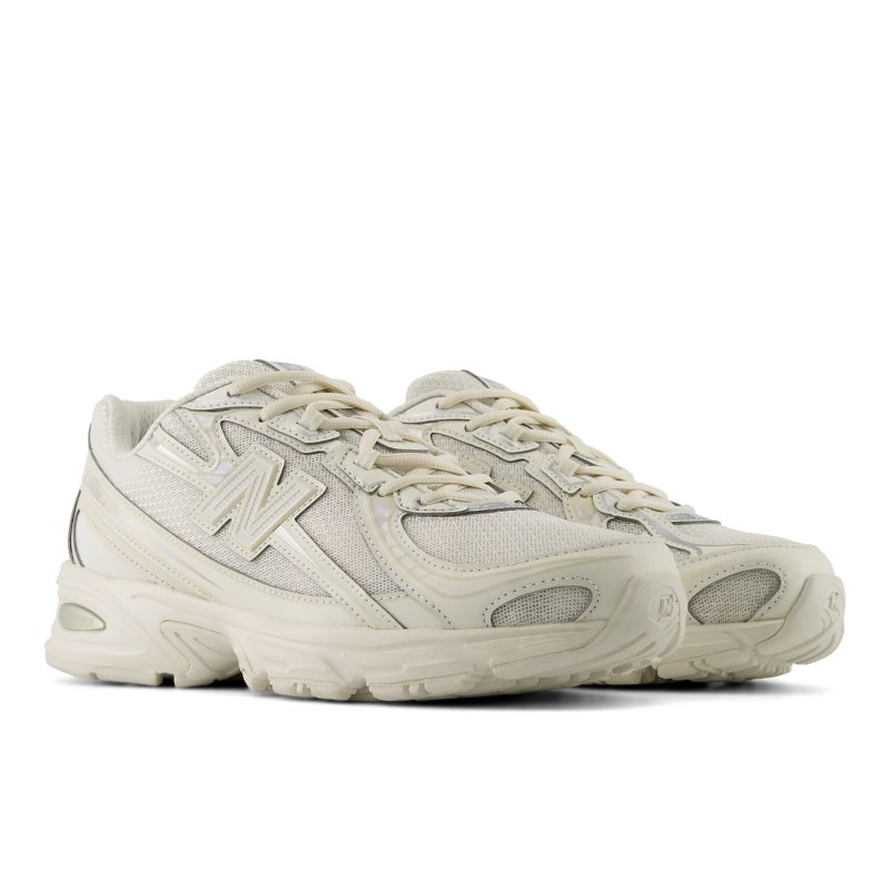 New Balance 740 Sea Salt/ Angora