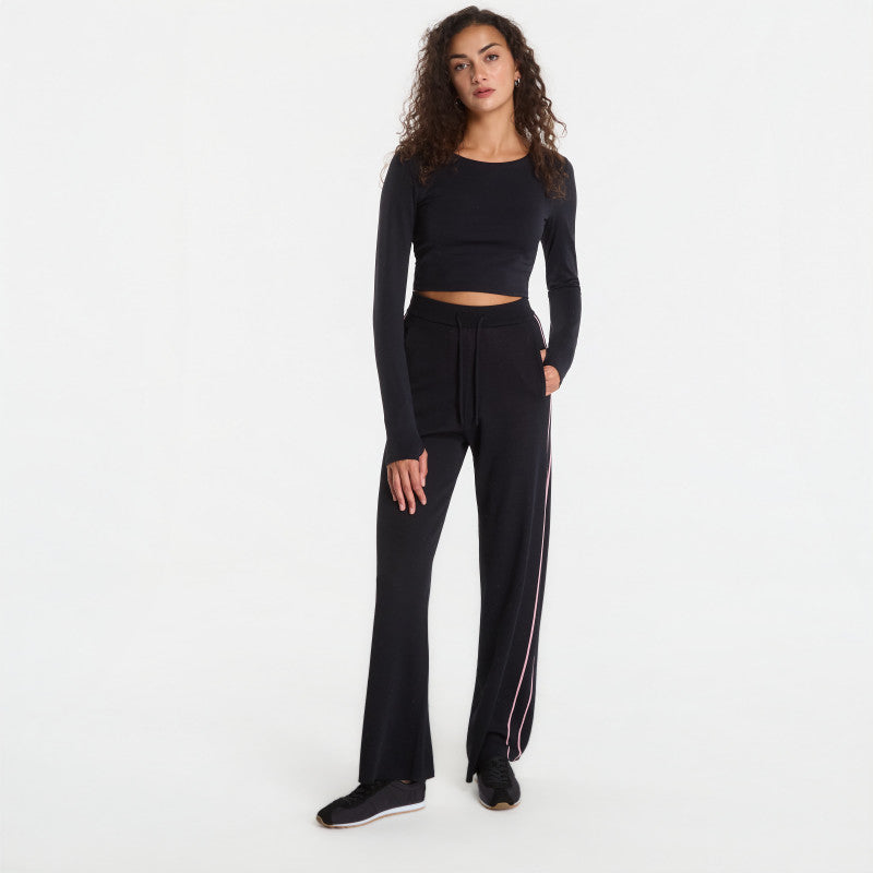 GUESS Meissa Straight Pant Sweater Jet Black