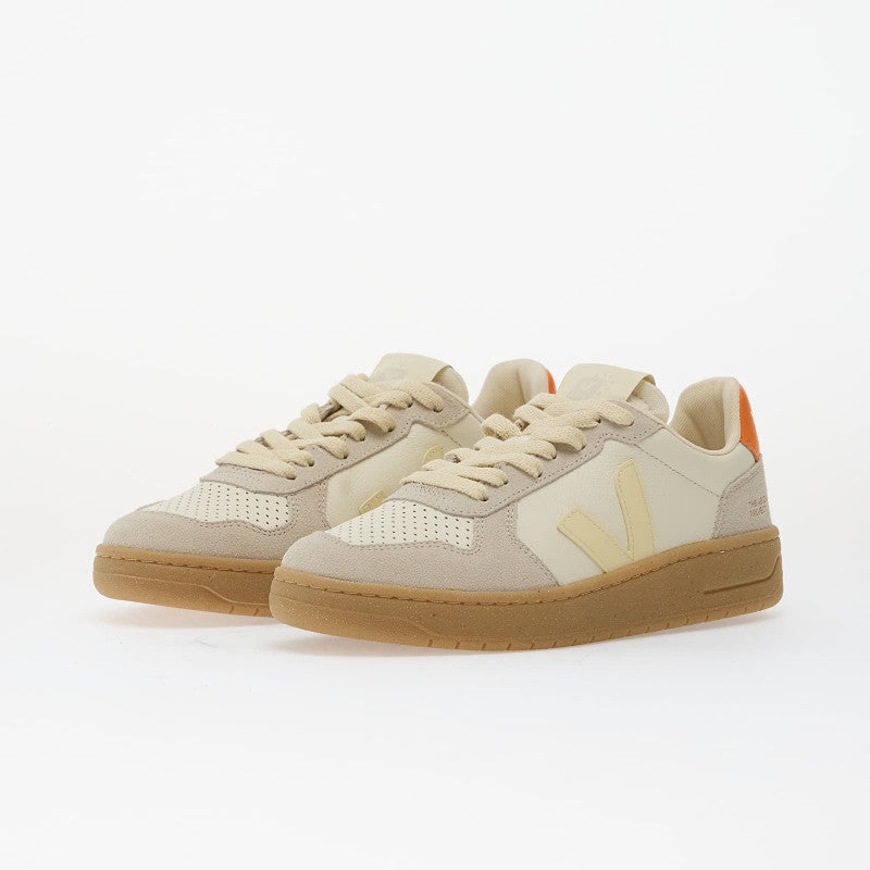 Veja Wmns Veja V-82 Pure/ Calcaire/ Fury